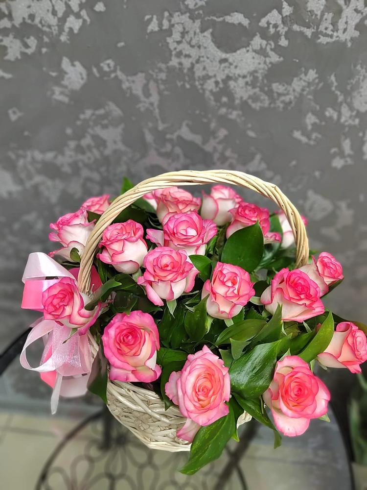 Цветочная композиция из Розы в корзине в Ворсме