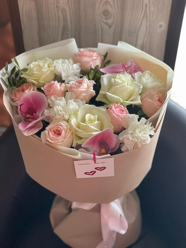 Букет цветов из: Орхидеи, Розы и Гвоздики в Ворсме