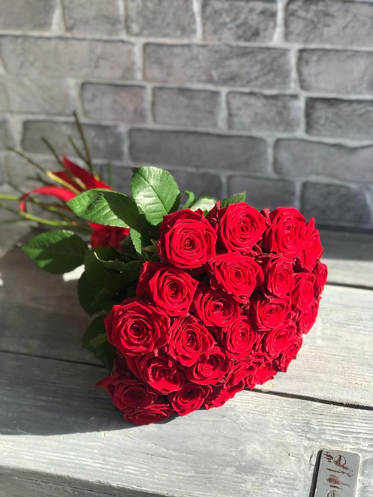 Букет Красные розы Фридом в Ворсме