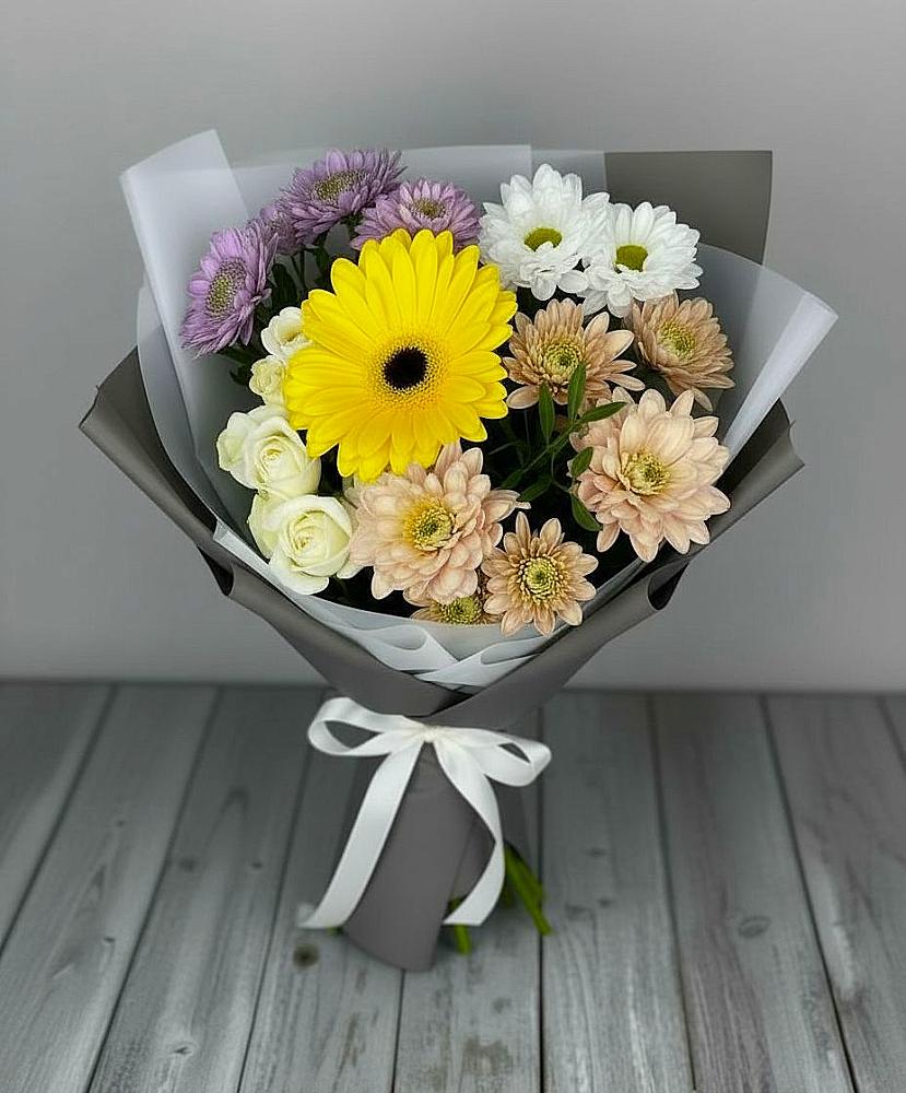 Букет цветов из: Розы, Герберы и Хризантемы в Ворсме