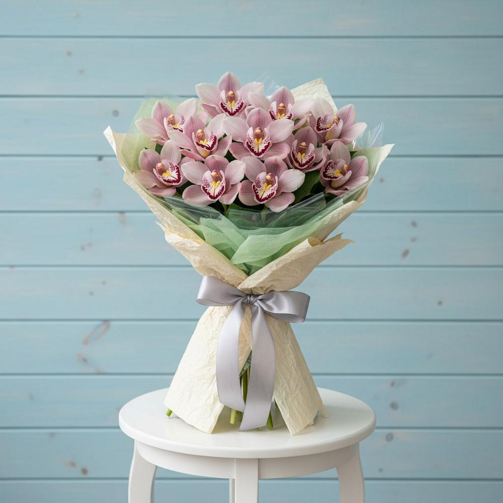 Букет цветов из: Орхидеи и Розы в Ворсме