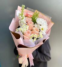 Букет цветов из:  Хризантемы и Розы в Ворсме