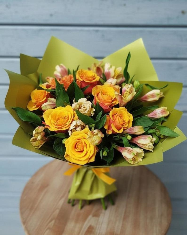 Букет цветов из: Альстромерии и Розы в Ворсме