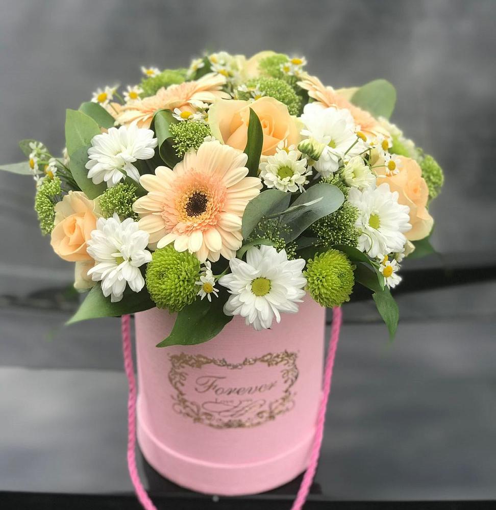 Цветочная композиция из Розы, Герберы и Хризантемы в шляпной коробке в Ворсме