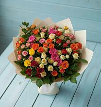 Букет Микс из разноцветных кустовых роз в Ворсме